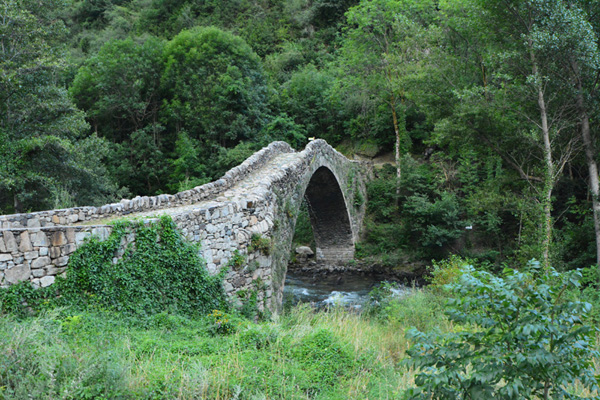 Puente de la Margineda en Sant Julià de Lòria Puente de la Margineda en Sant Julià de Lòria
