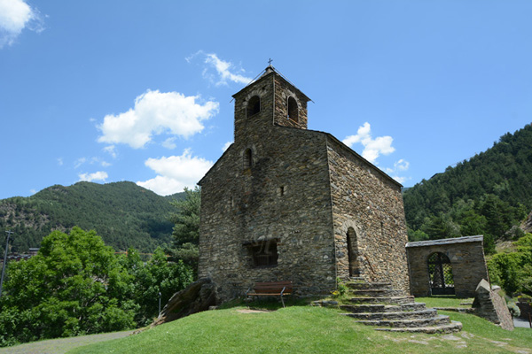 Anyos-La Massana, Iglesia románica de San Cristofol d'Anyós Anyos-La Massana, Iglesia románica de San Cristofol d'Anyós