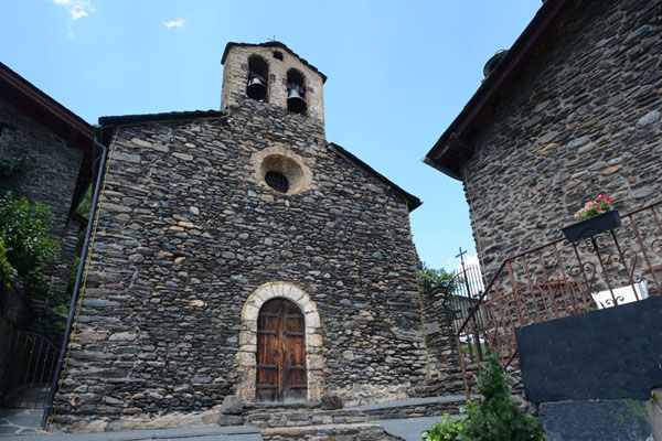 Llorts, Iglesia de Sant Serní Llorts, Iglesia de Sant Serní