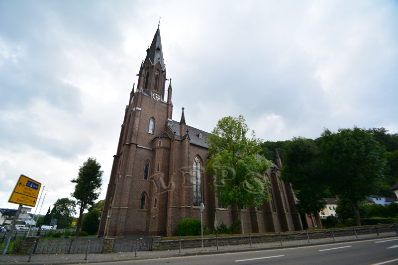 Gemünden, Iglesia Católica de San Nicolás
