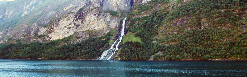 Fiordo Geiranger
