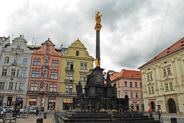 Pilsen o Plzeň, Columna de la Peste de Santa María