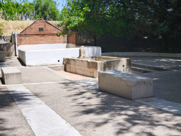 Casarrubuelos, Fuente Vieja y antiguo lavadero