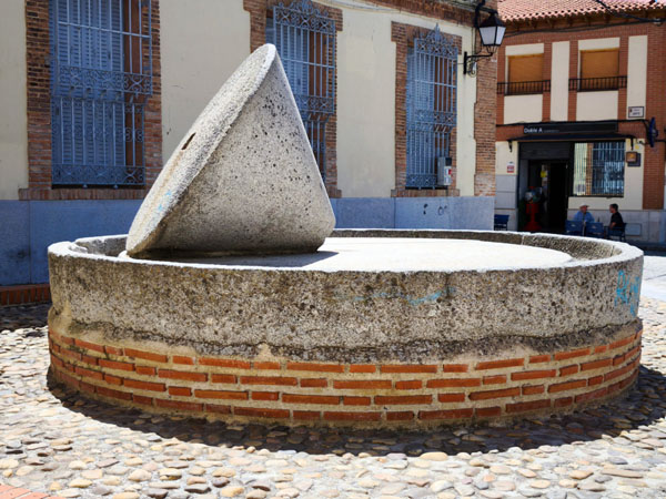 Casarrubuelos, Molino de piedra