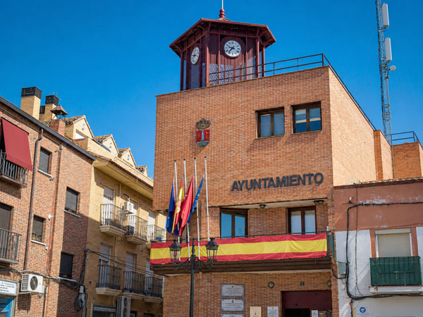 Humanes de Madrid, Ayuntamiento