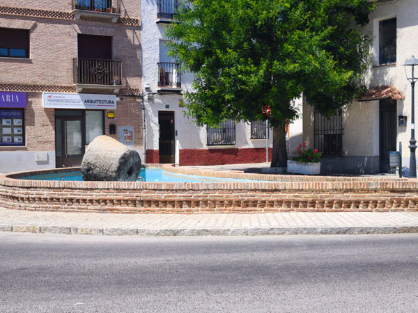 Moraleja de Enmedio, Fuente de la Plaza de la Constitución