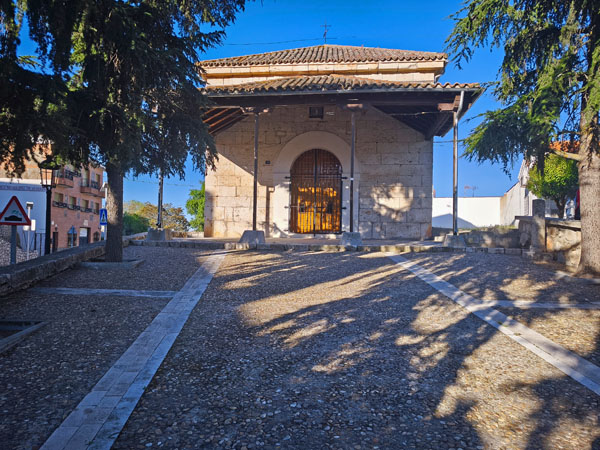 Campo Real, Ermita de la Virgen de los Remedios