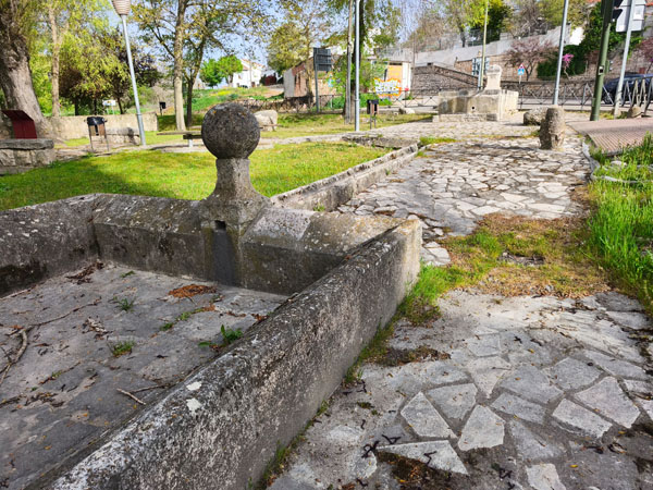 Pozuelo del Rey, Fuente, abrevadero, lavadero