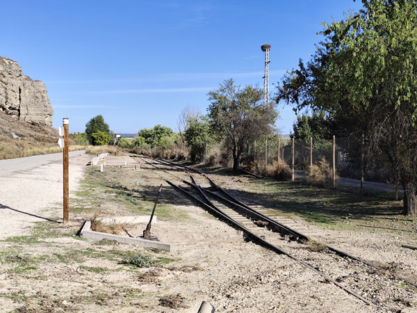 Rivas-Vaciamadrid, apeadero del tren de Arganda en la Laguna del Campillo