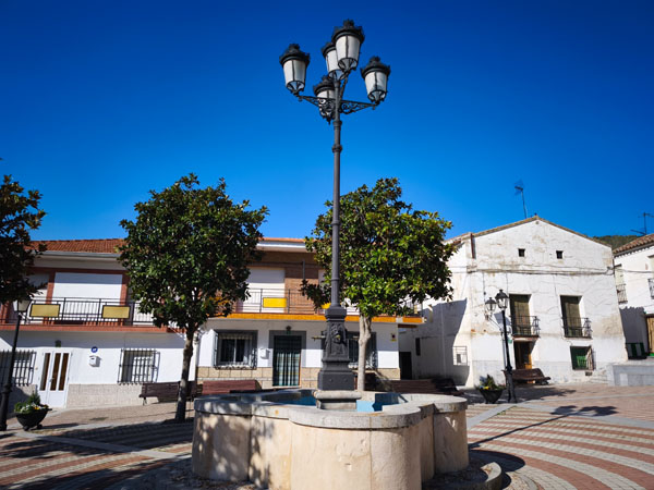 Valverde de Alcalá, Fuente de la Plaza Mayor