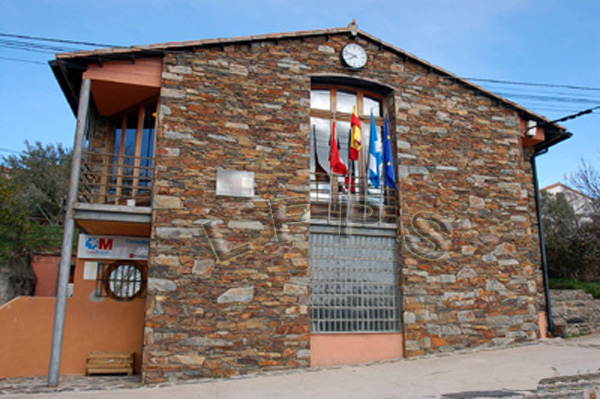 El Atazar, Ayuntamiento