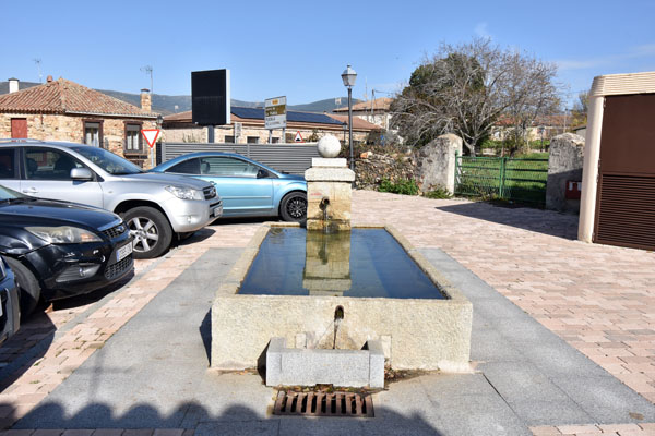 Prádena del Rincon, Fuente abrevadero