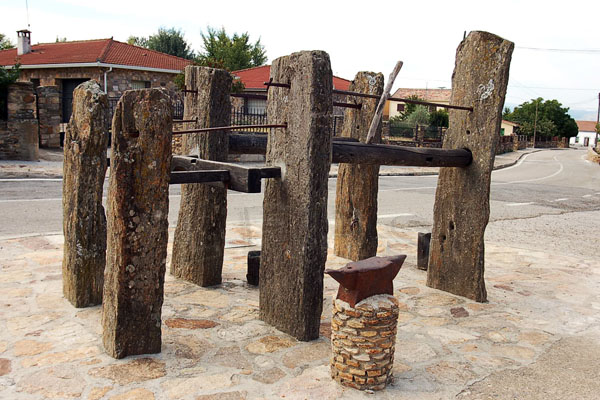 Prádena del Rincón, Potro de herrar