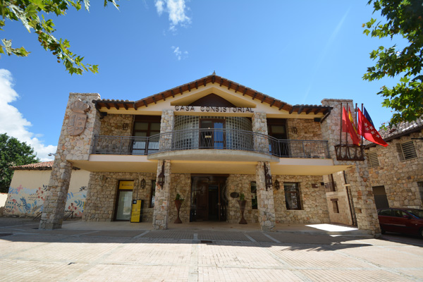 Torremocha de Jarama, Ayuntamiento
