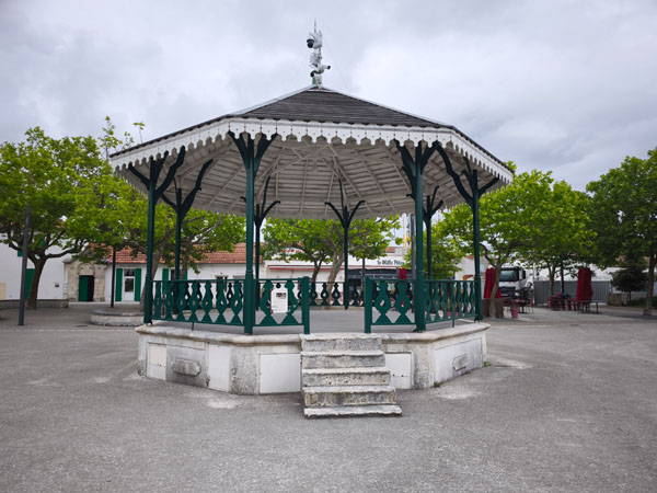 Saint-Pierre-d'Oléron, templete o quiosco de música