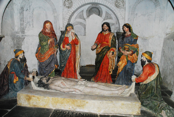 Brélévenez, Cripta de la Iglesia de la Trinidad