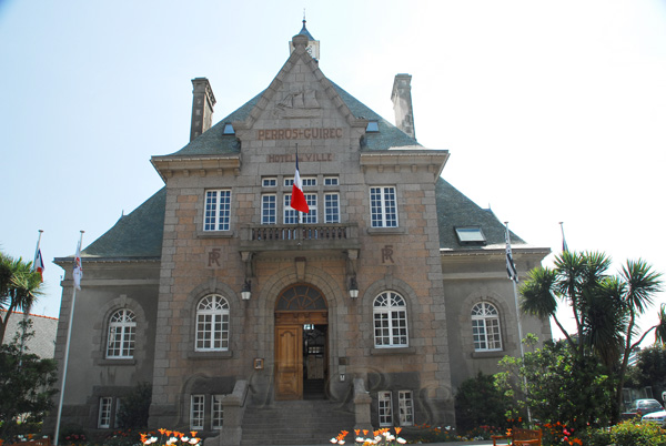 Perros-Guirec, Ayuntamiento o Hotel de Ville