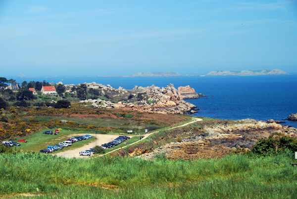 Perros-Guirec, Senda de los Aduaneros, Aparcamiento