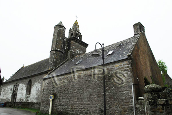 Aldea de Saint-Colomban, Iglesia