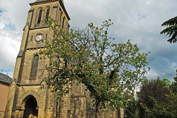 Salignac-Eyvigues, Iglesia de Sant-Loup de Eybénes