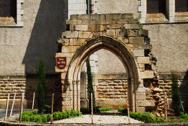 Montignac, Puerta de la Iglesia Sante Marie de Montignac
