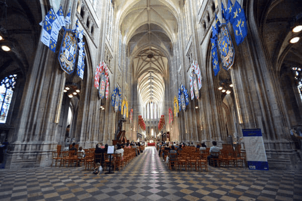 Orléans, Interior de la Catedral Sainte-Croix