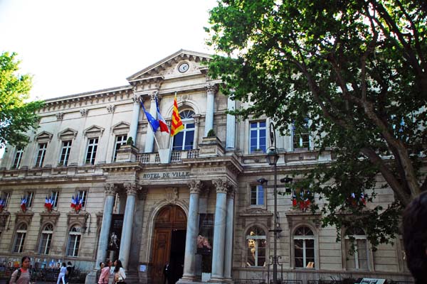 Aviñon, Edificio del Hotel de Ville