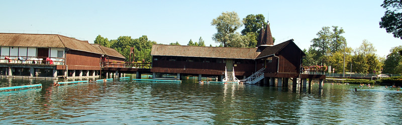 Lago Termal de Héviz