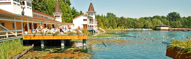 Lago Termal de Héviz