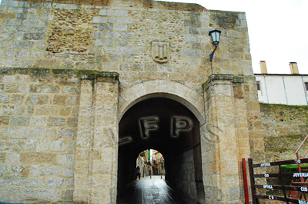 Ciudad Rodrigo, Puerta del Conde