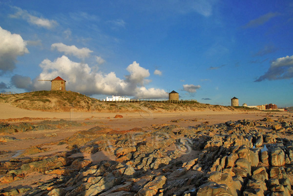 Apulia, Playa y Molinos de viento