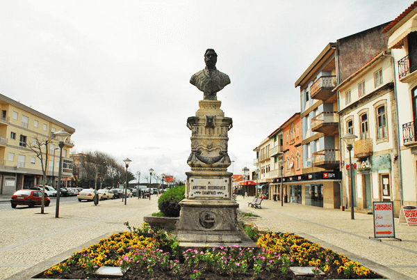 Esposende, Busto de Antonio Rodrigues Sampaio