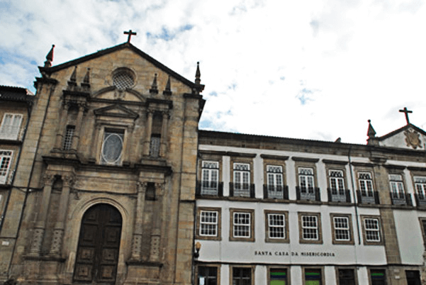 Guimarães, Iglesia y Santa Casa da Misericordia