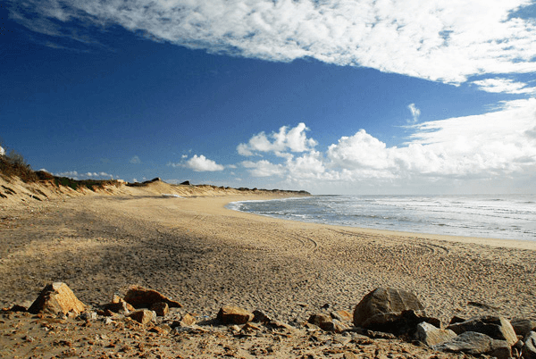 Ofir, Playa de dunas