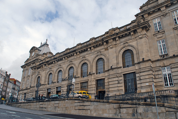 Oporto, Estación de São Bento