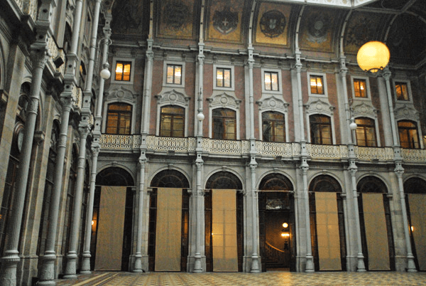 Oporto, Gran Patio del Palacio de la Bolsa